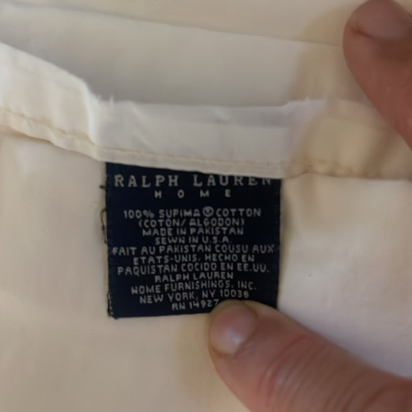 Ralph Lauren Home 100% Supima cotton flat queen sheet (SO SOFT!) - Picture 2 of 3